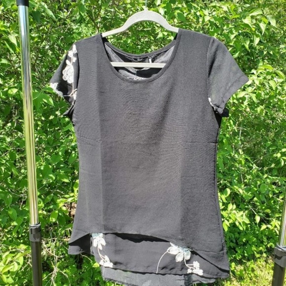 Cat black sheer multi layer white embroidery - Picture 8 of 8